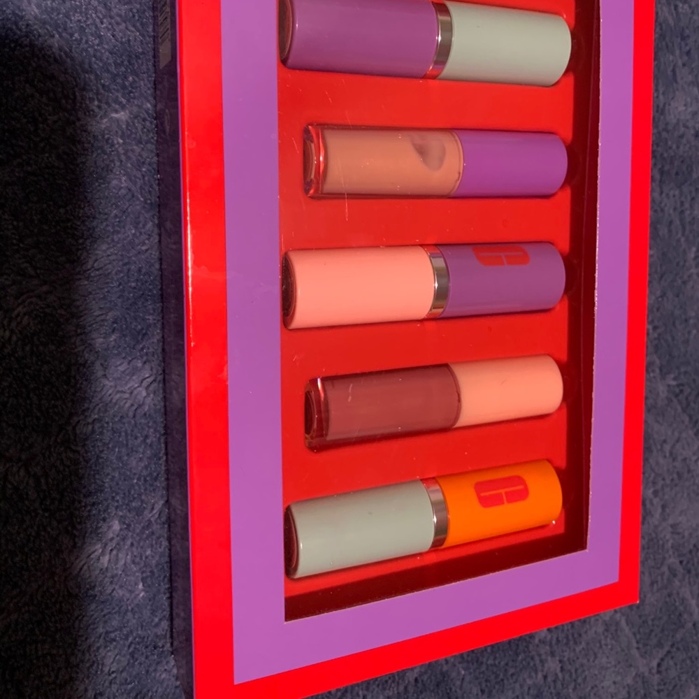 Clinique plenty of pop